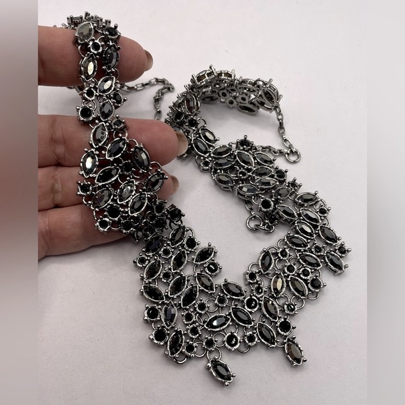 Rare Couture ST JOHN Signed Crystal Collar Necklace Stunning Statement Runway - Picture 7 of 13